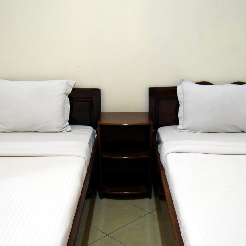 Twin Rooms